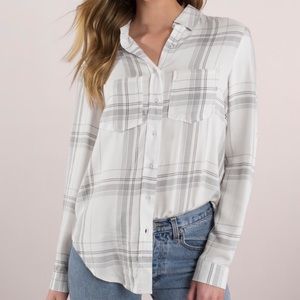 White plaid long sleeve top